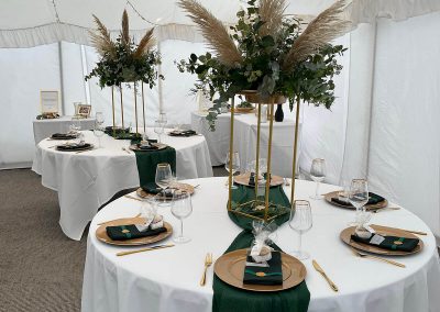 Wedding flower table arrangements